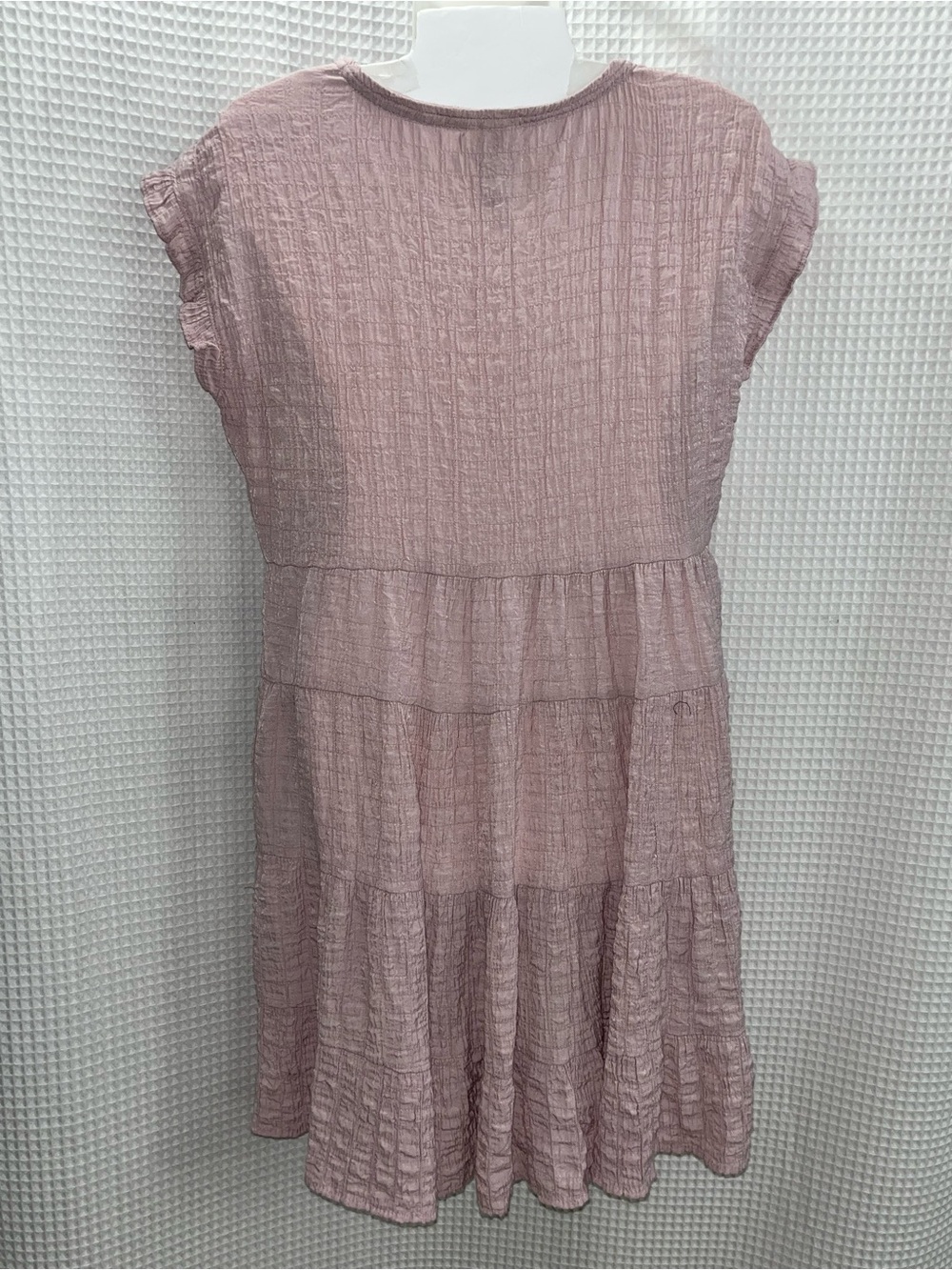 Knox Rose Dusty Rose Crinkled Tiered Mini Dress size small - Picture 6 of 9